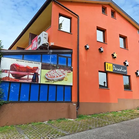 Apartmaji Paradiso 아파트 *